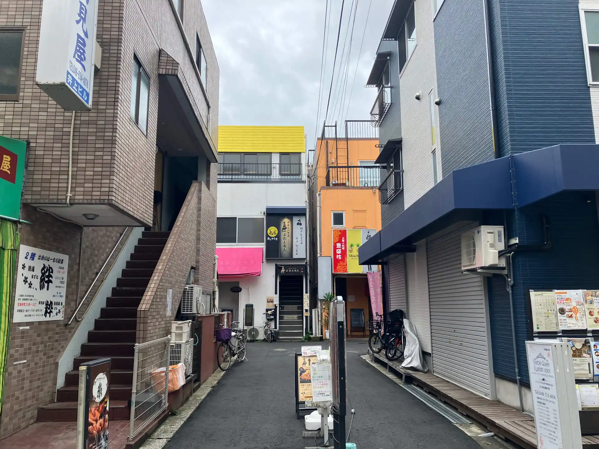 街の歴史を感じる、隠れ家的な路地「一番街」