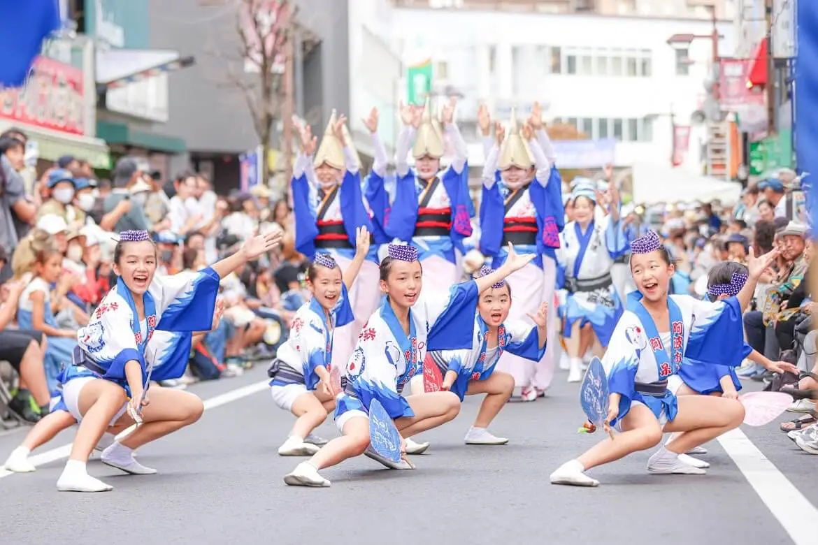 北浦和の阿波踊りの踊り手たち