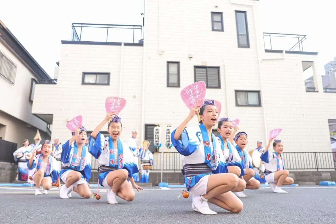 阿波踊りの様子5